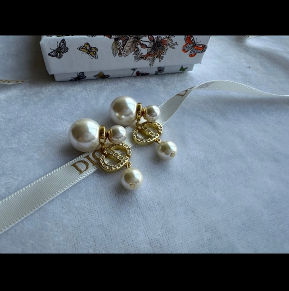 Authentic Christian Dior Gold and Pearl Tribales Drop Pierced Earrings - Picture 3 of 5
